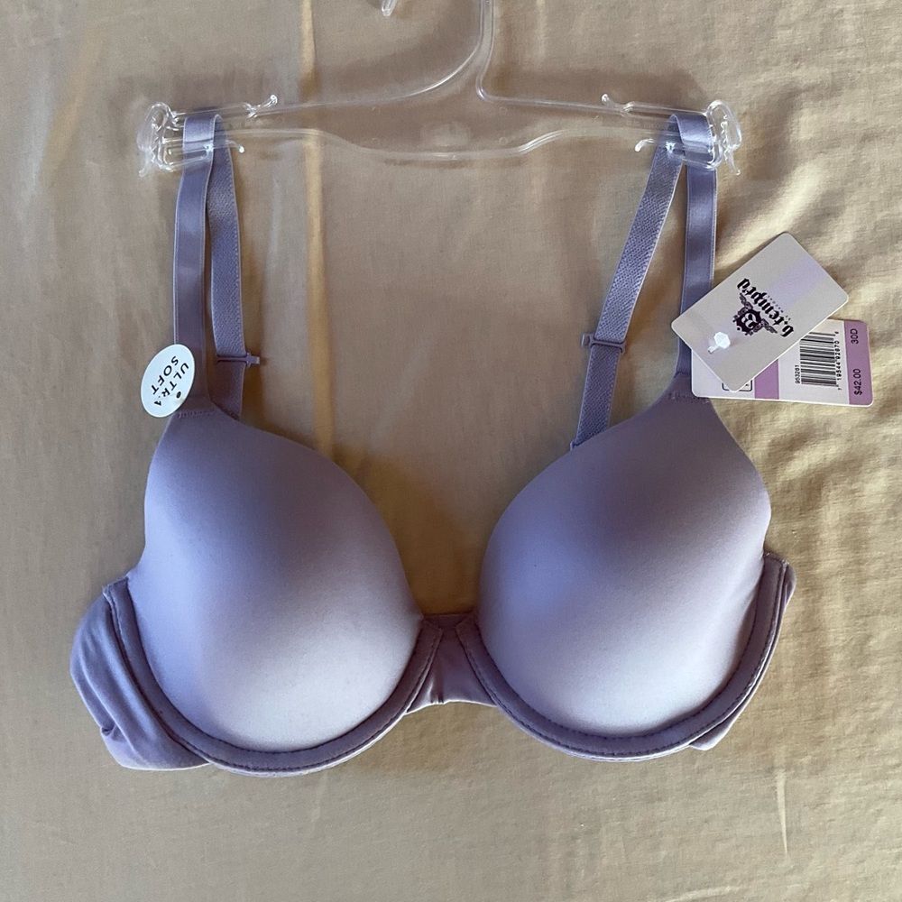 NWT Wacoal b.temptd Bra